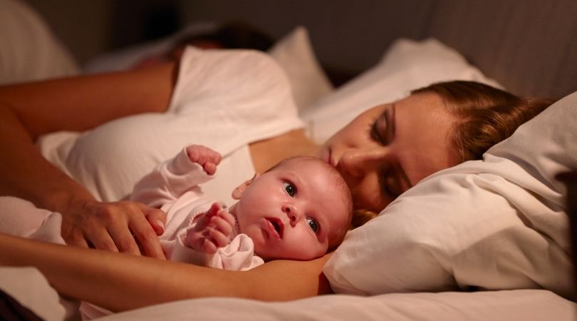 授乳期のママが筋トレを頑張る時に気をつけたいこと-睡眠不足
